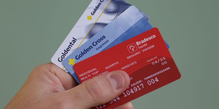 Procon pede mais transparência nos reajustes de planos de saúde