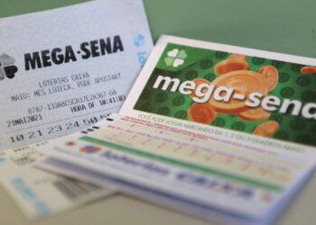 Ninguém acerta os seis números da Mega-Sena e prêmio acumula
