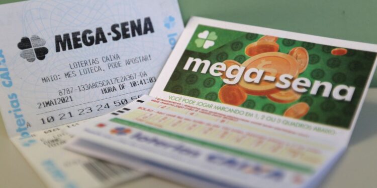 Ninguém acerta os seis números da Mega-Sena e prêmio acumula