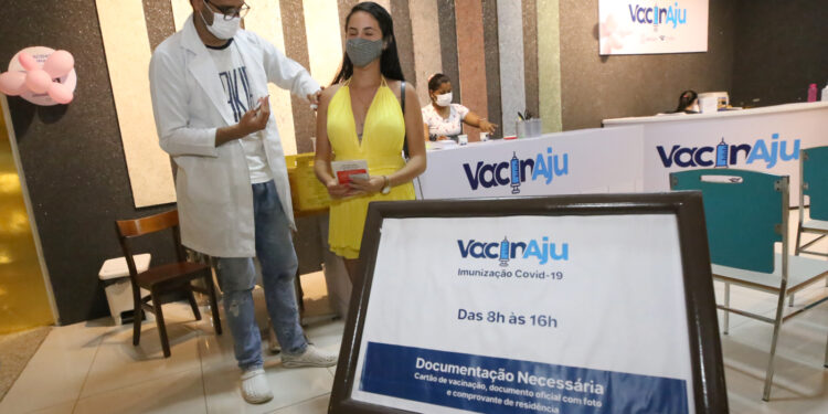 Aracaju disponibilizará 23 UBSs para repescagem 18+ neste sábado, dia 16