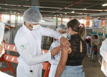 Aracaju vacinou mais de 43 mil pessoas contra covid esta semana