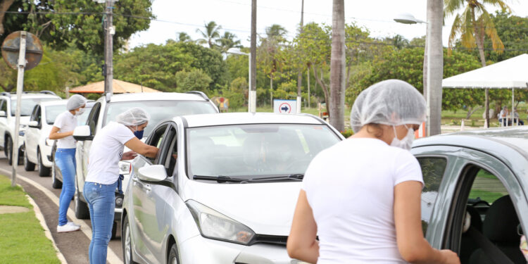 Aracaju alcança mais de 70% da população adulta com esquema vacinal completo