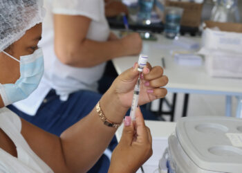 Aracaju realizará programação especial de saúde com vacinas, exames e testes no dia 16