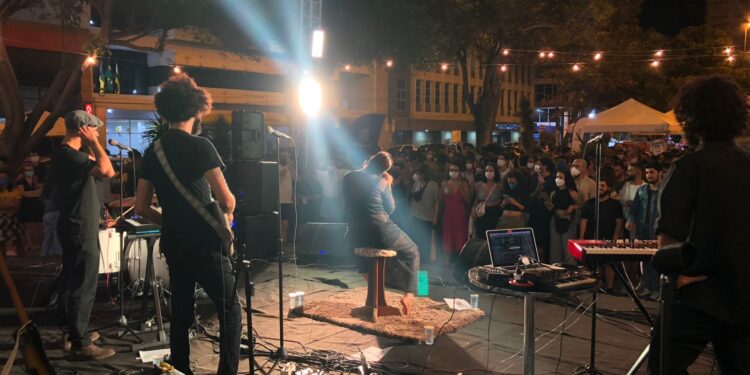 Teatro, quadrilha, folguedos e música animam aracajuanos e turistas no Centro Cultural