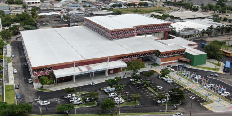 Revisão final para o Enem será transmitida pela TV Estude em Casa e pelo YouTube