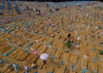 Pandemia fez mortes dispararem em 15% no Brasil, mostra IBGE