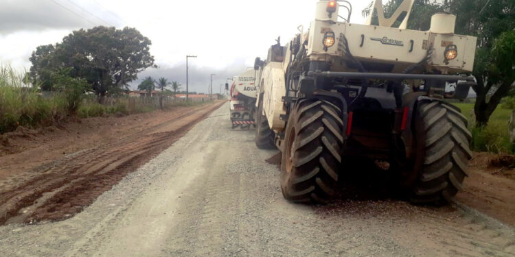 Governo reestrutura rodovia que liga Campo do Brito e Macambira