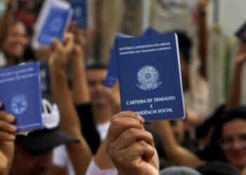 Desemprego no Brasil é o 4º maior entre os 44 países mais ricos do mundo