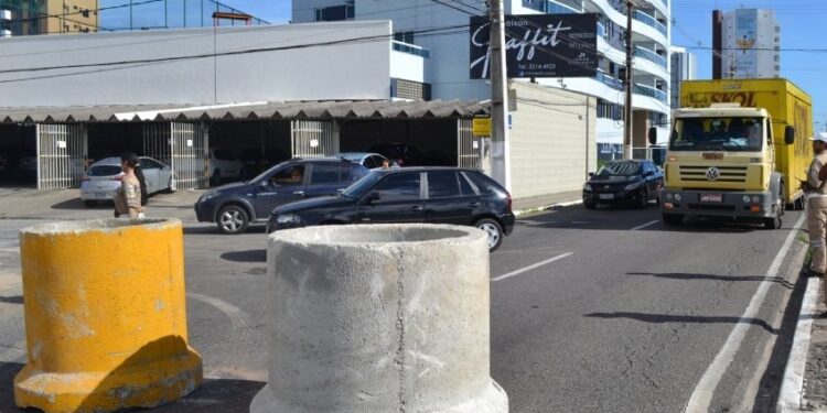 Trecho da avenida Beira Mar terá bloqueio temporário neste sábado, 6
