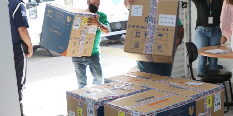 Mais 15.210 doses da Pfizer chegaram a Sergipe nesta terça-feira