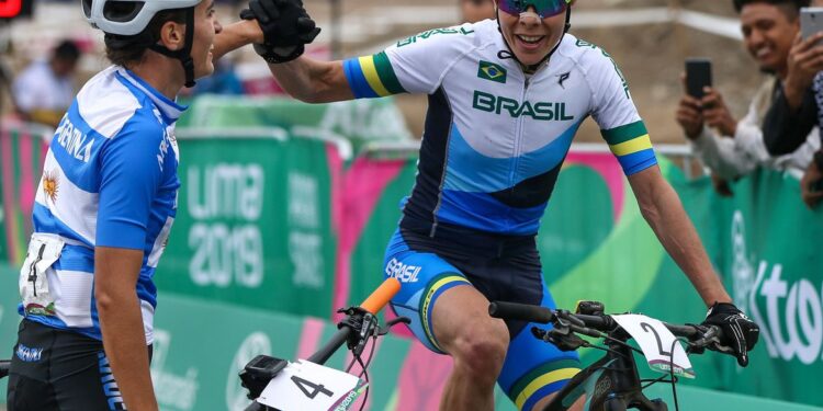 Jaqueline Mourão concorre à Comissão de Atletas do COI