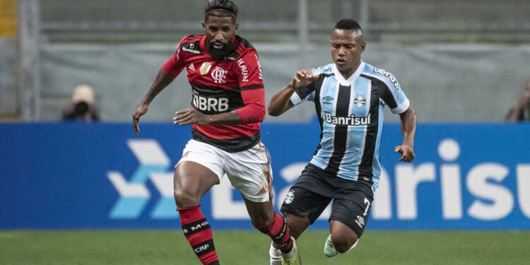 Com um a menos, Grêmio arranca empate com reservas do Flamengo