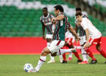 Com gol de Fred, Fluminense vence o Internacional no Maracanã