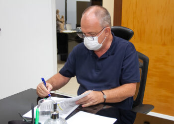 Belivaldo anuncia antecipação do 13º salário dos servidores do Estado