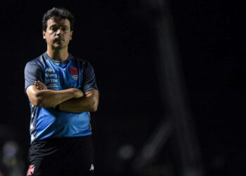 Permanência na Série B pode significar rombo milionário nas contas do Vasco