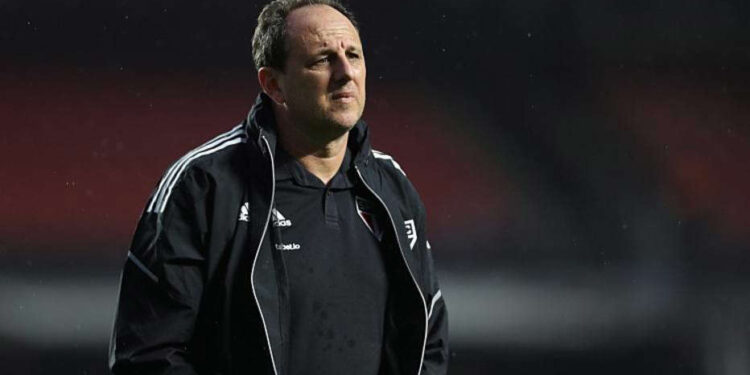 Rogério Ceni destaca agressividade do São Paulo na vitória sobre o Internacional