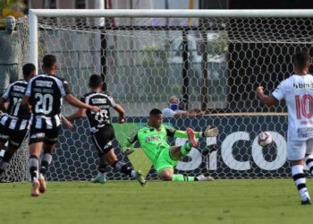 Botafogo alcança sua maior goleada sobre o Vasco em jogos em São Januário na história do confronto