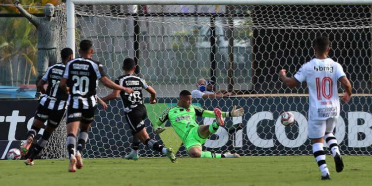 Botafogo alcança sua maior goleada sobre o Vasco em jogos em São Januário na história do confronto