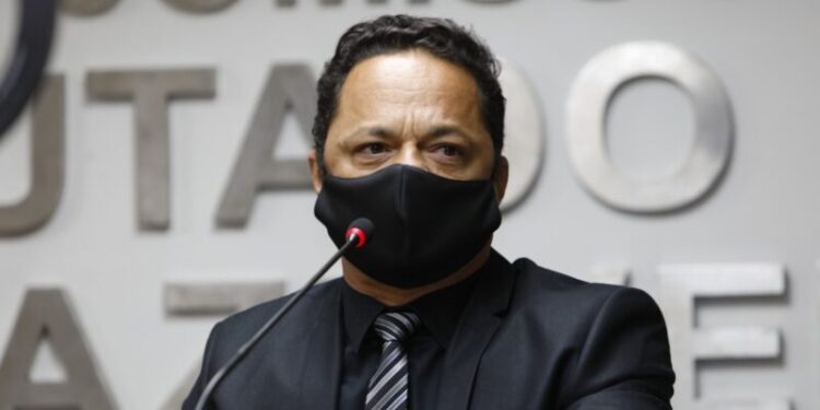 “O melhor nome para vice e que mais agrega políticos, é de Luciano Bispo”, afirma Capitão Samuel