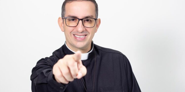 Diácono Romulo Canuto idealiza Campanha de doação de brinquedos para crianças carentes