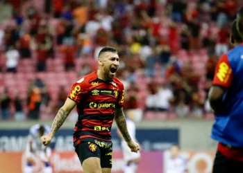 Sport derrota Bahia e segue vivo na briga para fugir do rebaixamento