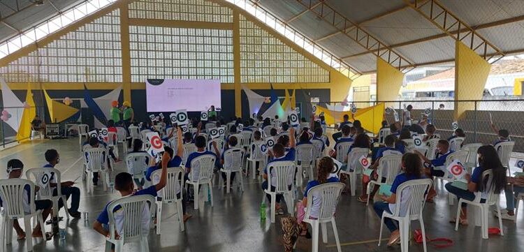 Estudantes da rede municipal de Estância participam de Aulão do SAEB