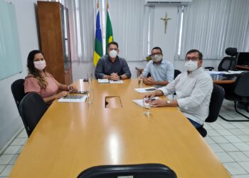 Comissão da Mesa de Negociação se reúne com Sindicatos da Fundação Renascer