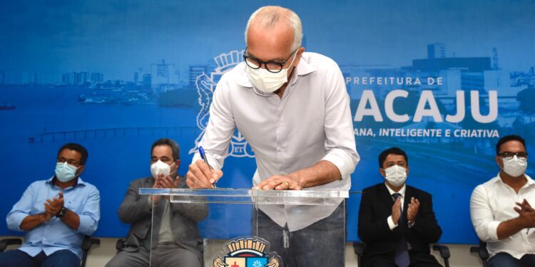 Prefeitura de Aracaju autoriza retomada de eventos na Orla da Atalaia