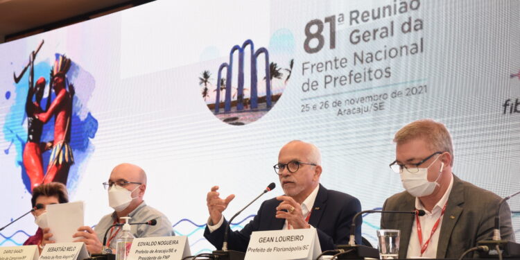Financiamento do transporte público e mais recursos à Saúde pautam 2ª manhã da Reunião Geral da FNP