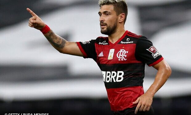 Flamengo recebe proposta de R$ 106 milhões por Arrascaeta