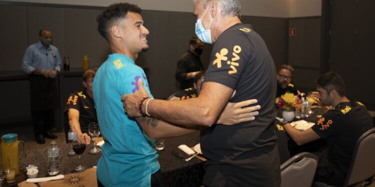 Eliminatórias: Philippe Coutinho admite surpresa com convocação