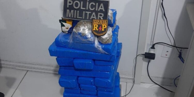 Polícia Militar apreende 43 kg de maconha no Japãozinho