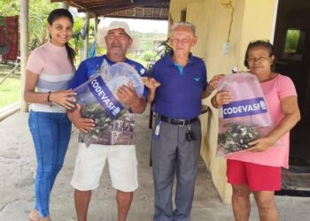 Prefeitura de Propriá parceria com Codevasf distribui alevinos para comunidade