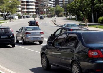 Mais de 420 mil motoristas estão com o licenciamento atrasado em SE