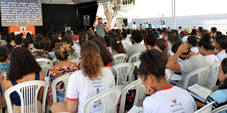 Revisão final para o Enem acontece nesta sexta-feira, 19