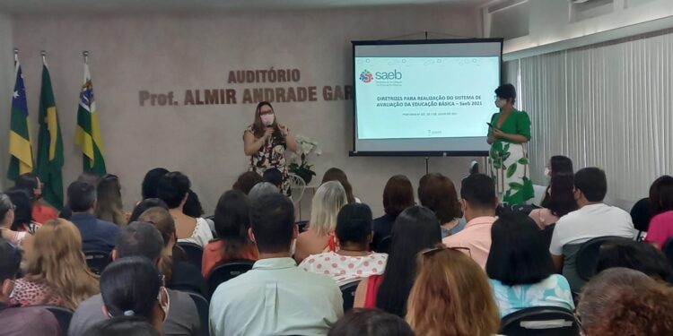 Encontro de mobilização do Saeb é realizado no território do Médio Sertão sergipano e na capital