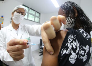 Com quase 1 mi de doses aplicadas, Aracaju mantém redução de internções e óbitos por covid