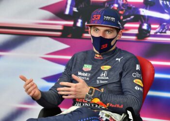 Verstappen terá 1ª chance de ser campeão da F1 no GP da Arábia Saudita