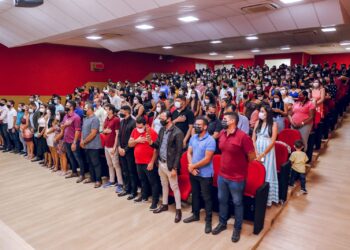 Prefeitura de Lagarto realiza formatura dos alunos do SENAI e SENAC e entrega Prêmio ‘Destaque Social’ a comerciantes