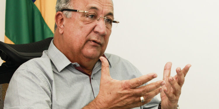 Flash Político: Jackson Barreto diz que é candidato ao Senado mas vai depender do bloco