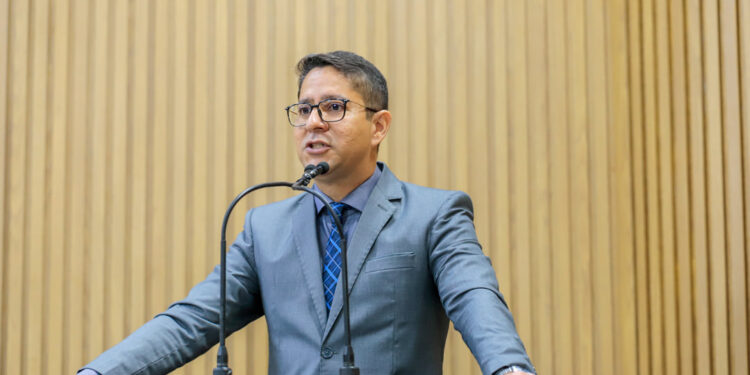 Primeiro ano do mandato de Ricardo Marques foi marcado por prestação de serviços e atenção ao povo aracajuano