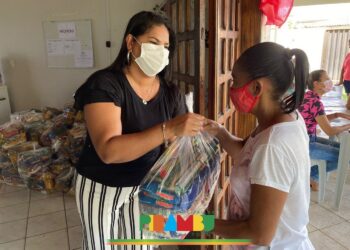 Prefeitura realiza entrega de cestas básicas