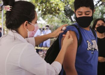Covid-19: Brasil atinge marca de 320 milhões de vacinas aplicadas