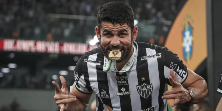 Corinthians vai ter que abrir os cofres e encarar jogo duro do Galo se quiser contratar Diego Costa; entenda