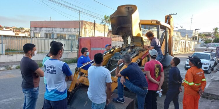 Cedro é 1º município a oferecer o curso de Operador de Retroe