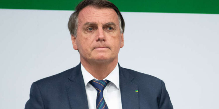 Bolsonaro pede que Congresso aprove R$ 2,8 bilhões para ‘custeio’ do auxílio emergencial