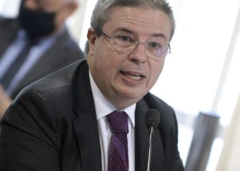 Em derrota para o governo, Senado elege Antonio Anastasia para vaga no TCU
