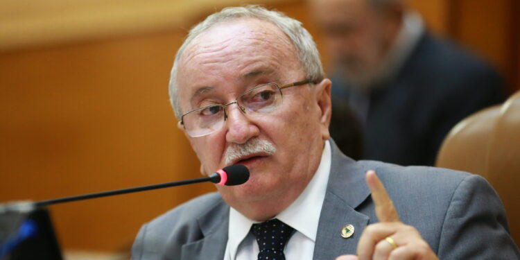 Luciano diz: comentários maldosos e mentirosos querendo atingir minha amizade com Belivaldo têm pernas curtas