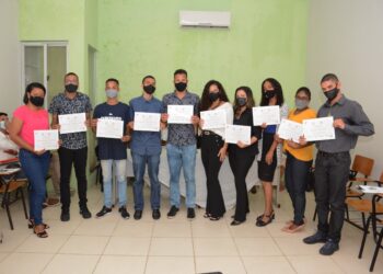 Prefeitura realiza a entrega dos certificados aos socorrenses que participaram de Oficina Preparatória para Entrevista de Emprego