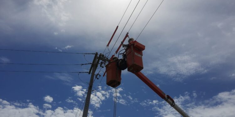 Energisa investe em melhorias na rede elétrica em Aracaju